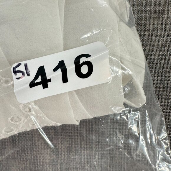 American Eagle Outfitters Sheer Top White Embroidered Paisley Cap Sleeve Pre-Own - Picture 9 of 9